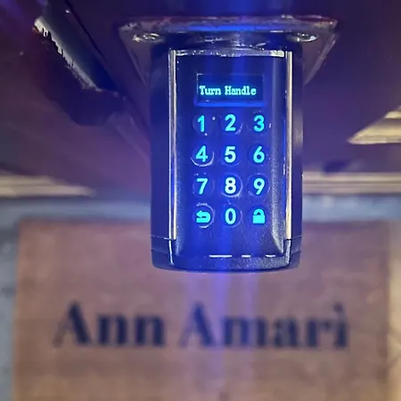 Ann Amari Rosso Napoli